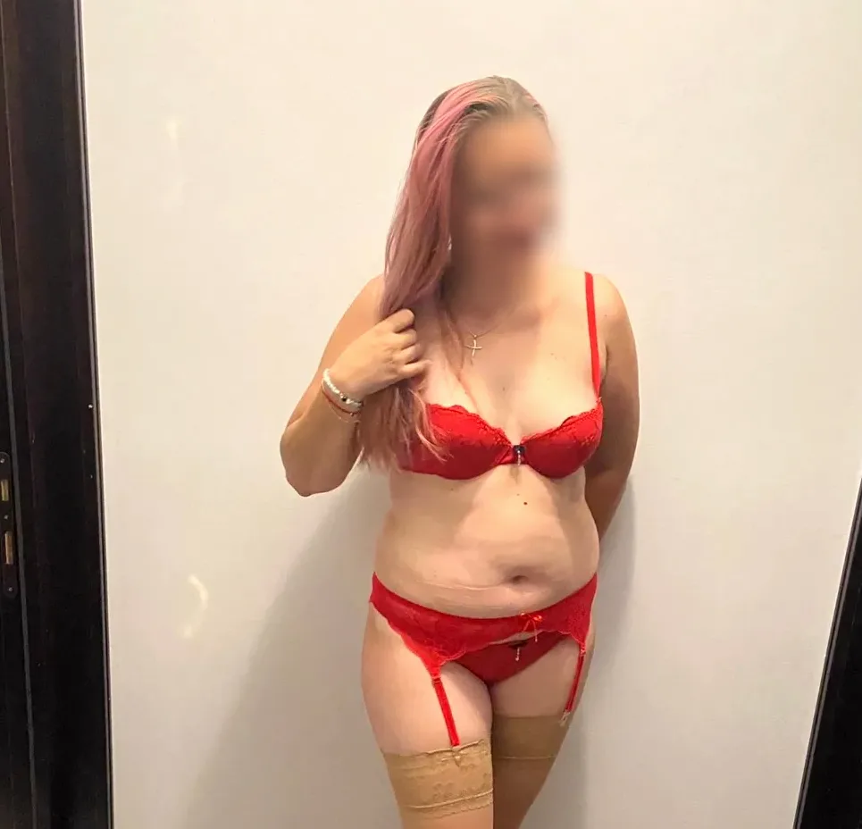 Carina, 32