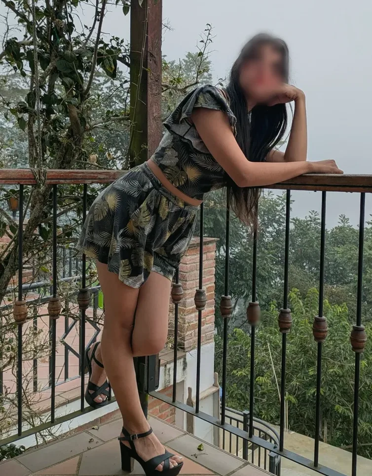 Celina, 20