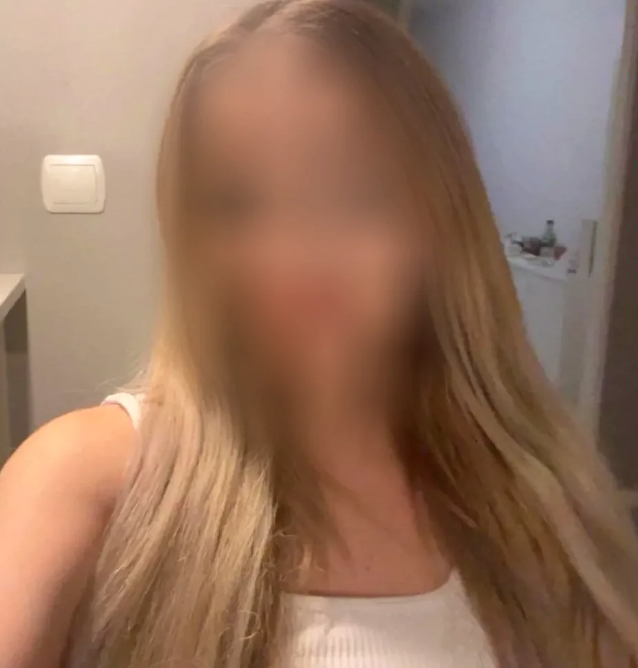 Ida, 24